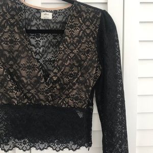 Wilfred lace top NWT